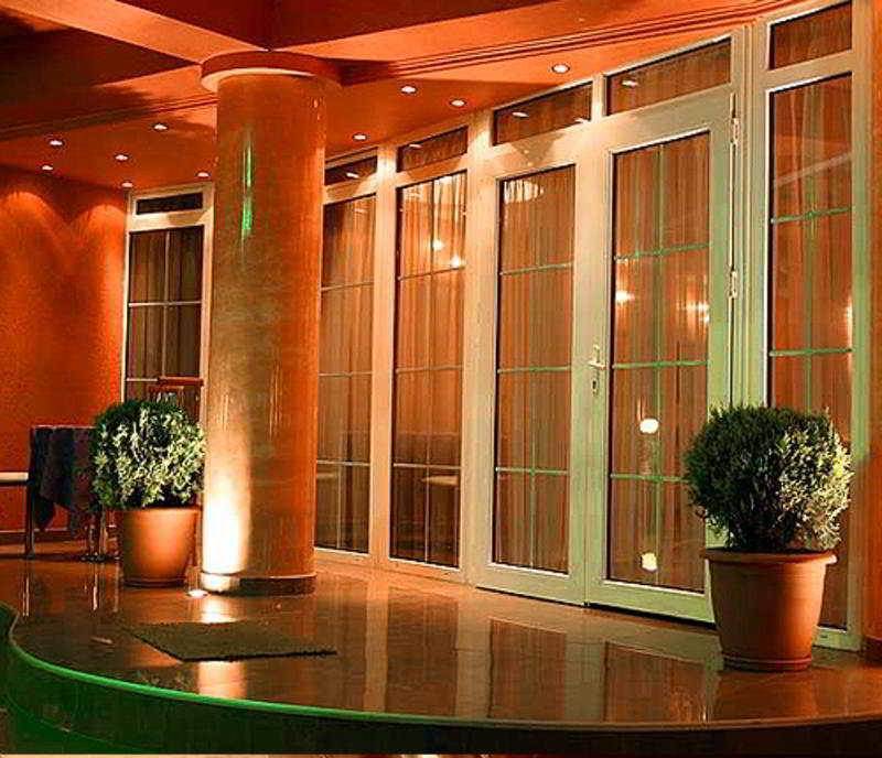 Leonardo Hotel Скоп'є Екстер'єр фото