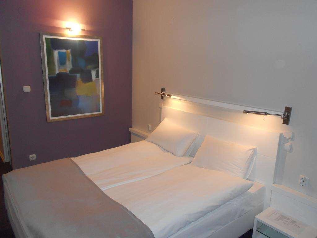 Leonardo Hotel Скоп'є Номер фото