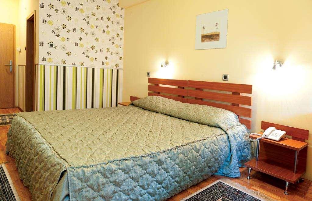 Leonardo Hotel Скоп'є Номер фото